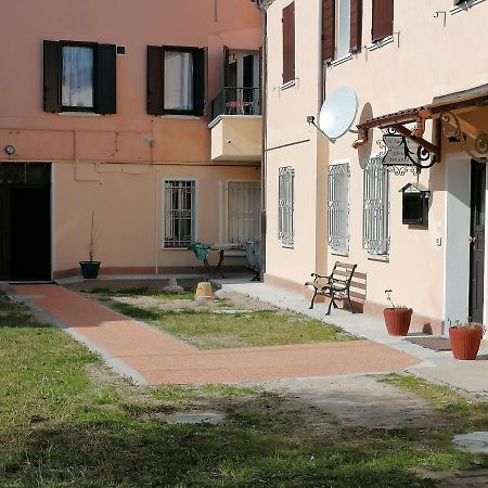 Al Souvenir Bed and Breakfast Comacchio Eksteriør billede