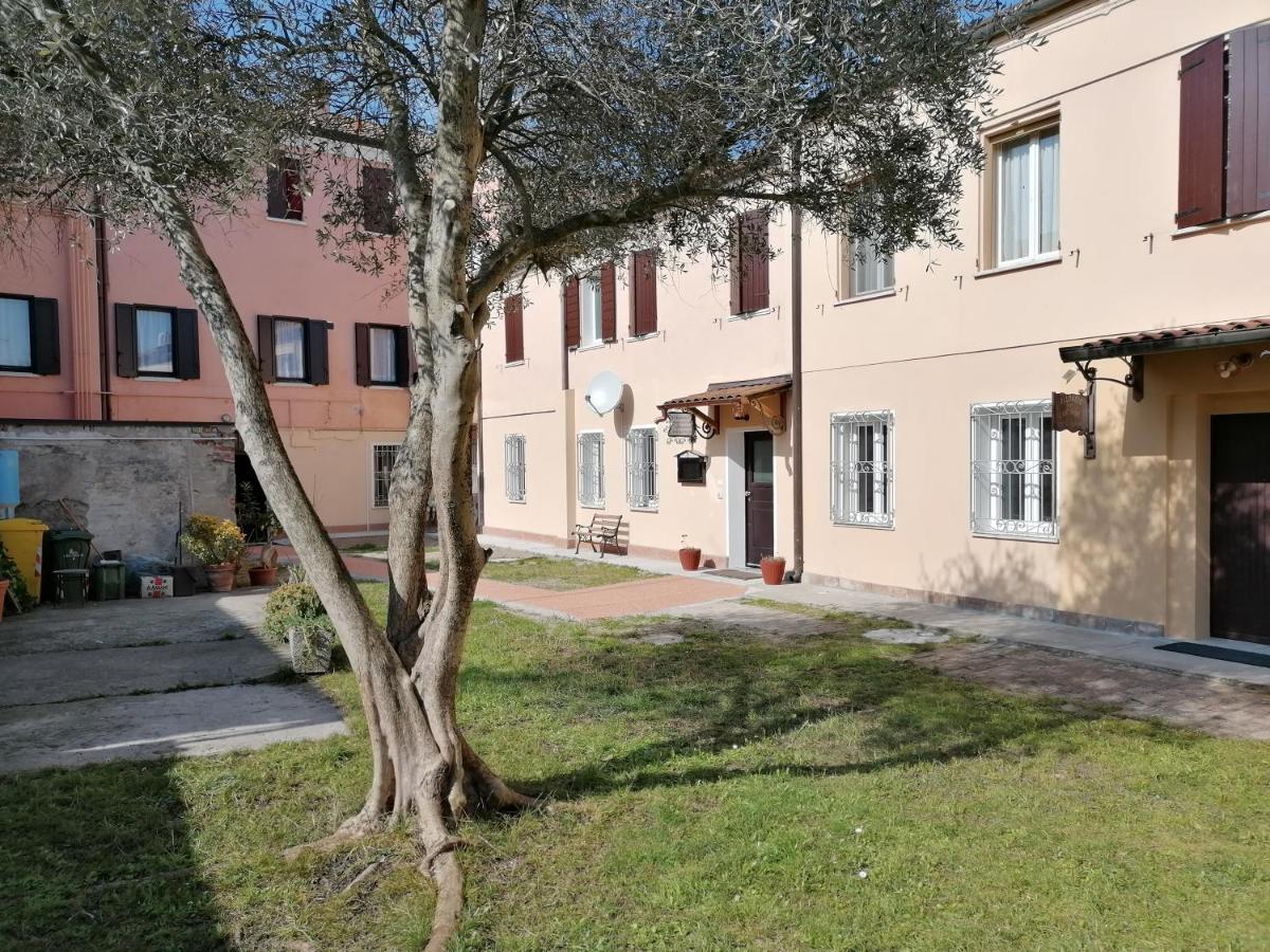 Al Souvenir Bed and Breakfast Comacchio Eksteriør billede